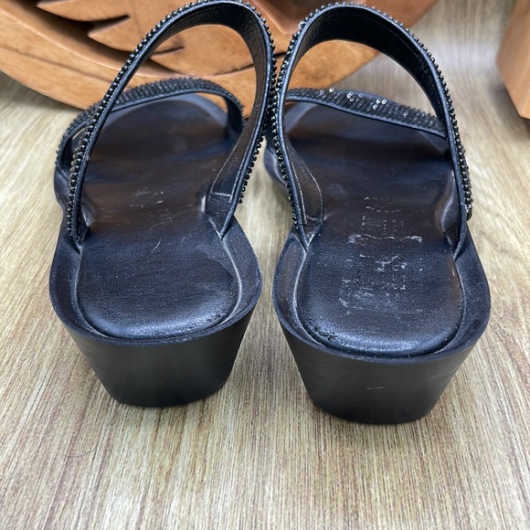 ITALIAN SHOEMAKERS Studded Sandals - 8 - Picture 5 of 8